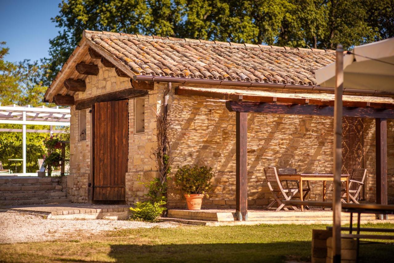 Residenza La Canonica Novilara Εξωτερικό φωτογραφία